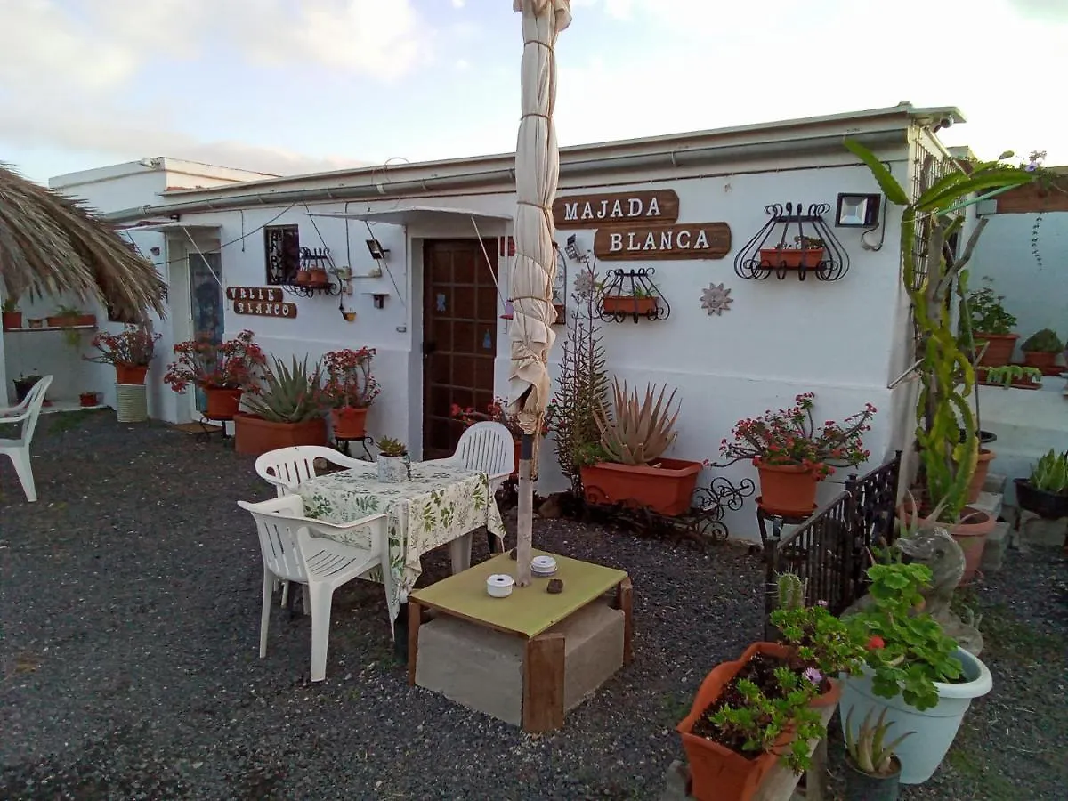 Majada Blanca Apartment Antigua